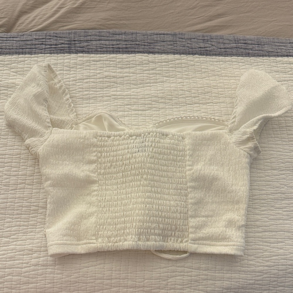 Princess Polly white cropped blouse - Picture 5 of 8